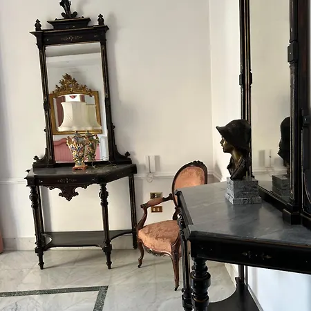 Daire Luxury On The Square