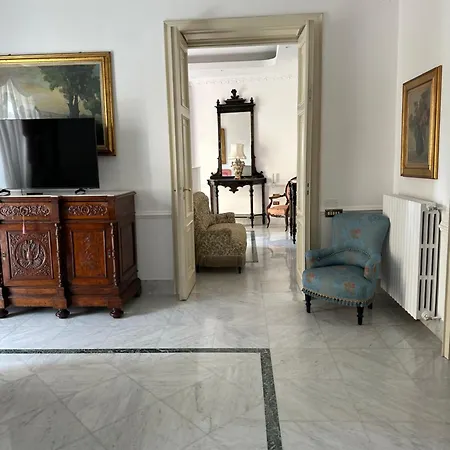 Daire Luxury On The Square