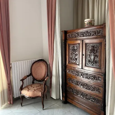 Luxury On The Square Apartment Frattamaggiore